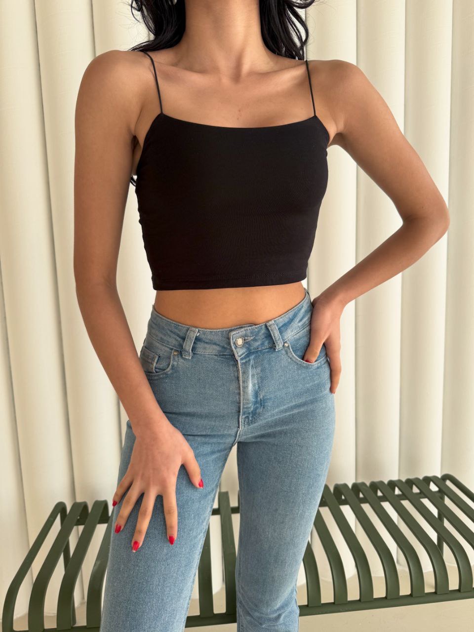 Kadın İp Askılı Kısa Crop - Siyah - Görsel 2