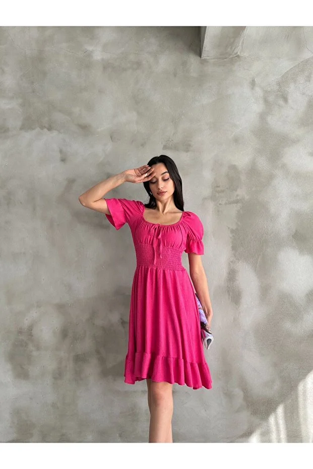 Büzgü ve Fırfırlı Kayık Yaka Mini Elbise – Pembe - Görsel 6