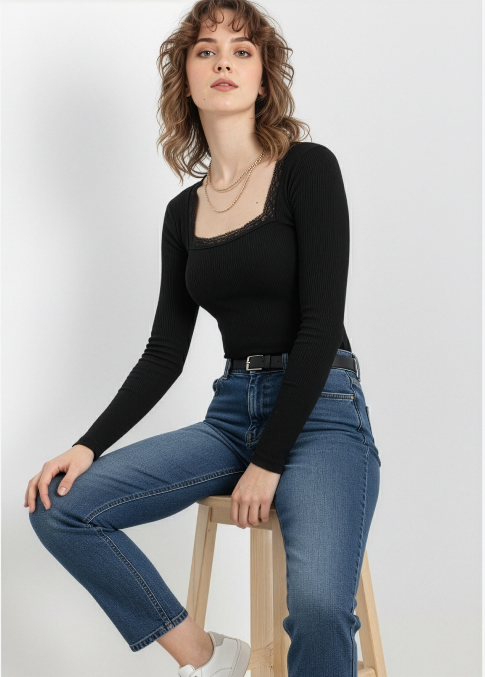 Kare Yaka Dantelli Kaşkorse Bluz - Siyah - Görsel 2