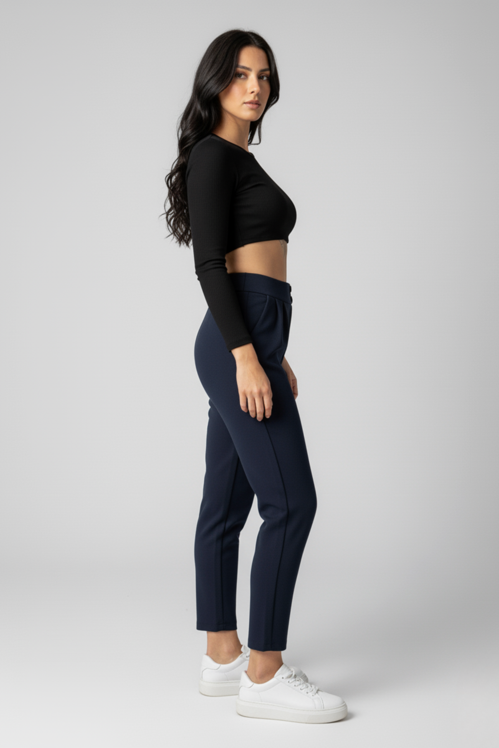 Kadın Yüksek Bel Çift Düğmeli Havuç Model Bilek Boy Krep Pantolon – Lacivert - Görsel 2