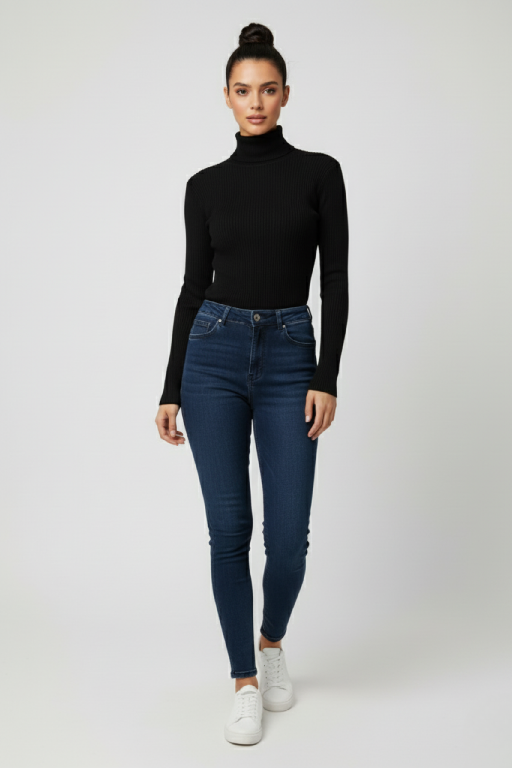 Kadın Siyah Boğazlı Triko Kazak