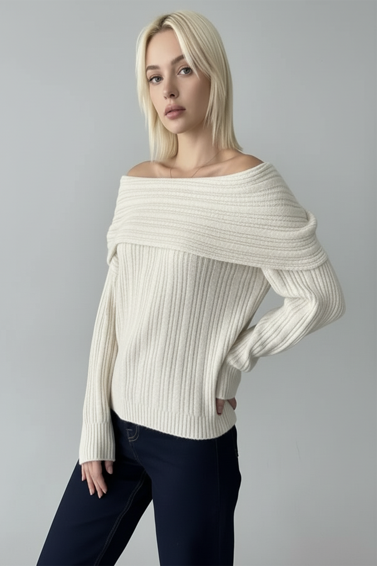 Fitilli Krem Rengi Madonna Yaka Kazak - Görsel 4