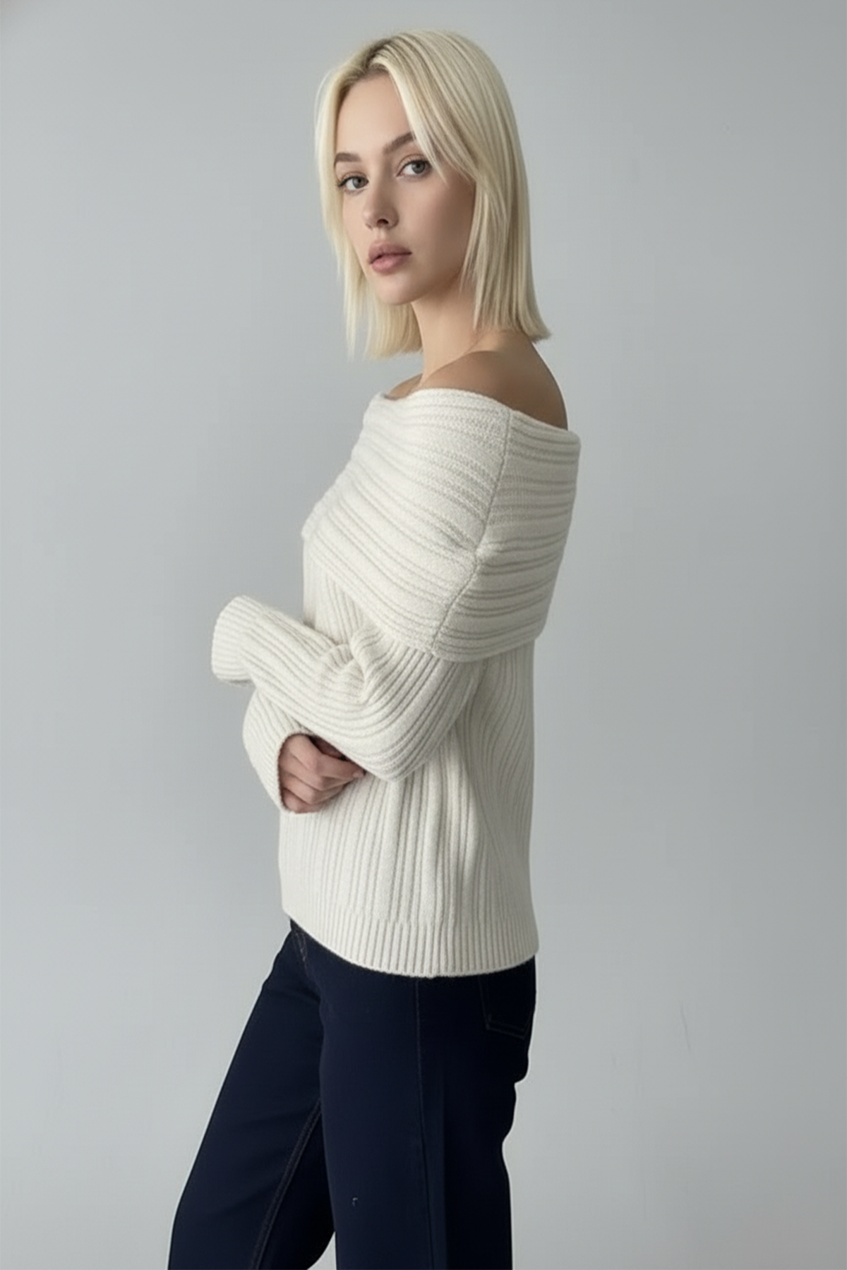 Fitilli Krem Rengi Madonna Yaka Kazak - Görsel 5