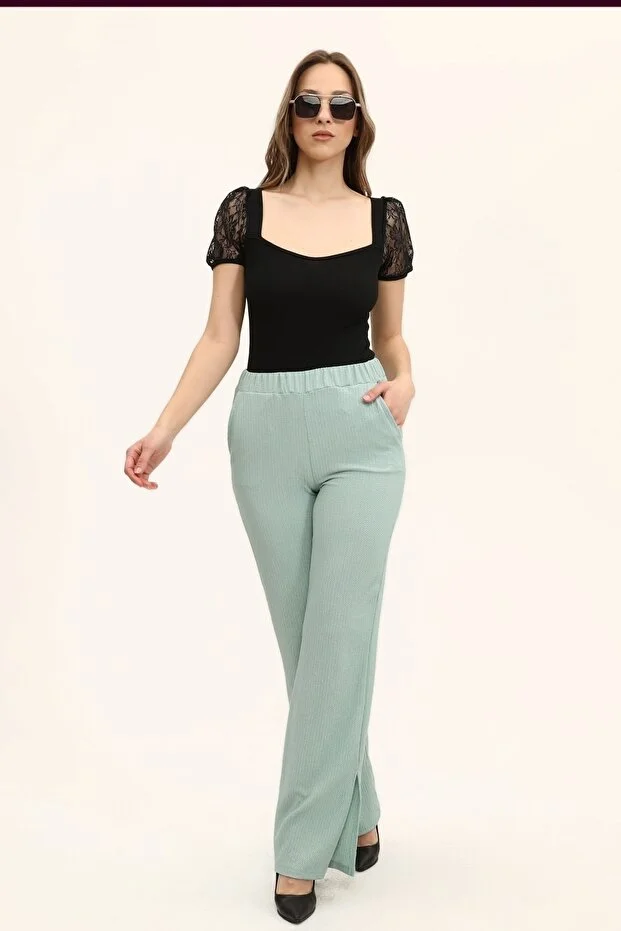 Kadın Siyah Oval Yaka Kollar Dantel Örme Bluz - Görsel 3