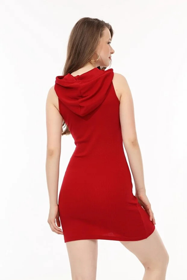 Kadın Kırmızı Kapüşonlu Örme Elbise - Görsel 5