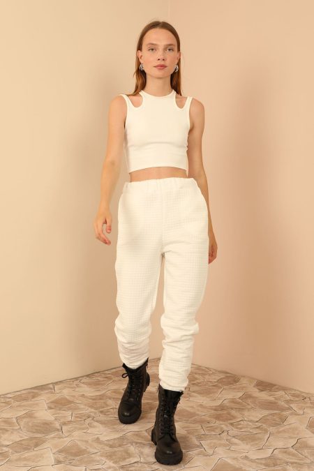 Kadın  Ekru  Pantolon Dört Mevsim