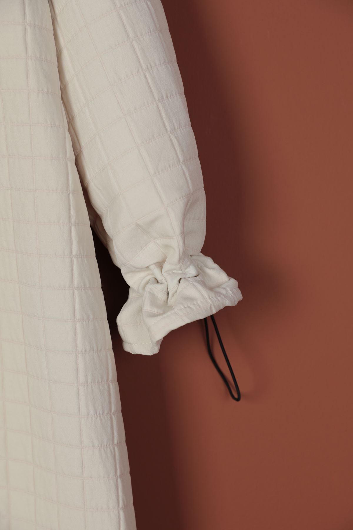 Deri Kumaş Garni Detay Jakar Kadın Trençkot-Bej - Görsel 2