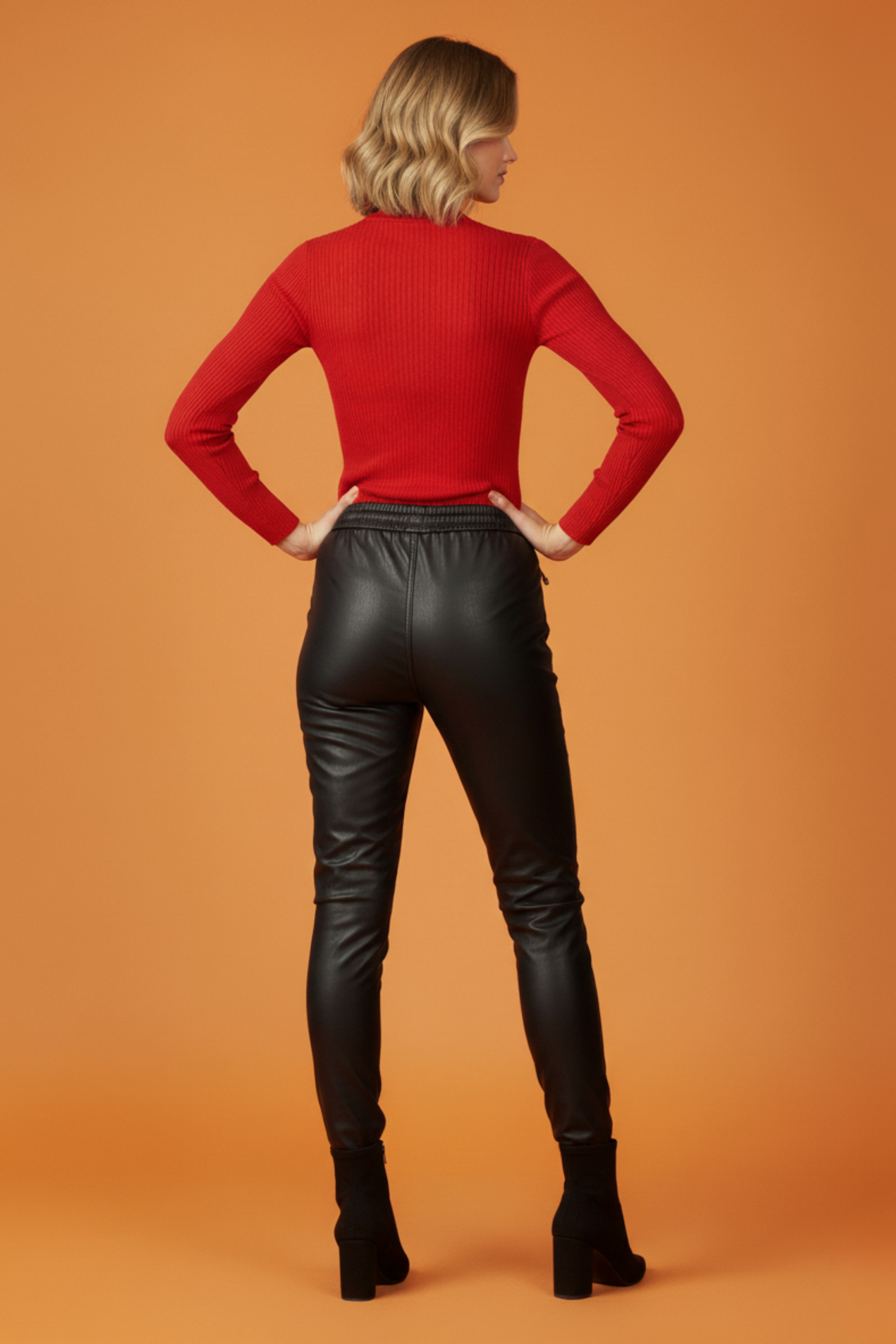 Kadın Siyah Deri Jogger Pantolon Beli Lastikli - Görsel 4