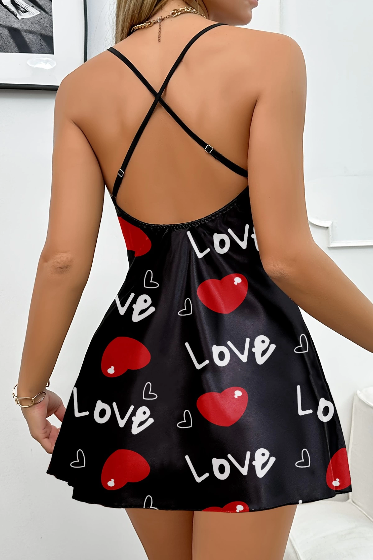 Aşk Temalı Kalp Desenli Siyah Saten Gecelik - Görsel 2