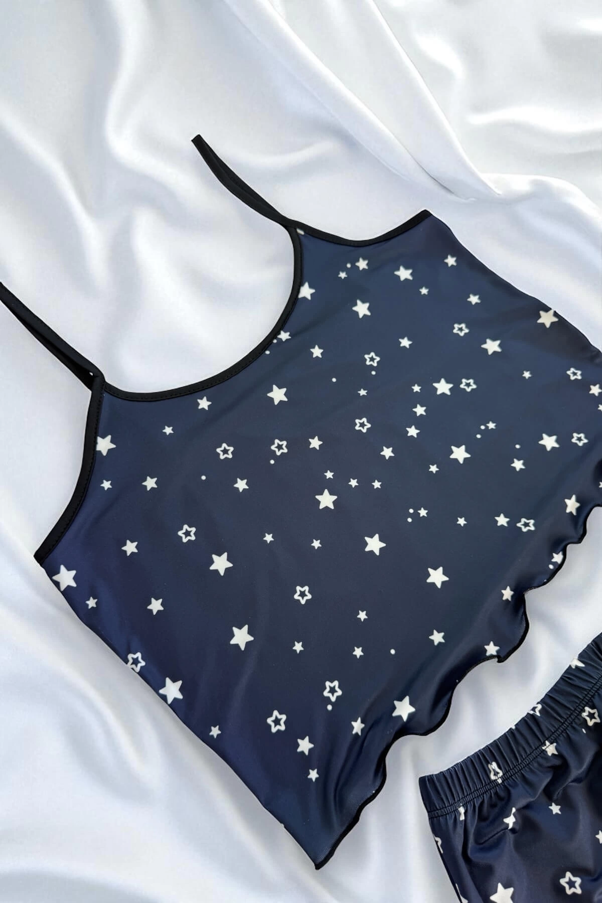 Yıldız Desenli Lacivert Şortlu Pijama Takımı - Görsel 4