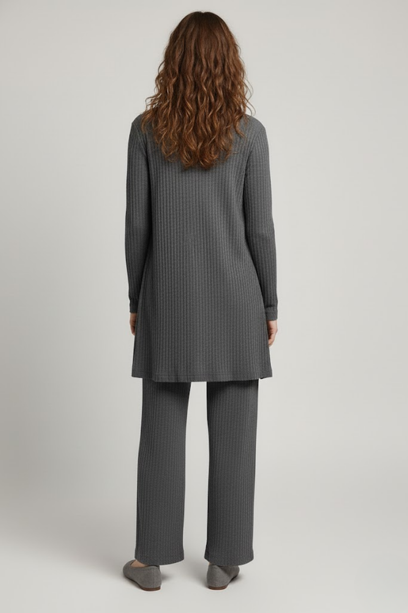 Kadın Gri Ribanalı Üçlü Takım Uzun Hırka Bisiklet Yaka Bluz Lastikli Boru Paça Pantolon 5 Kadın Gri Ribanalı Üçlü Takım Uzun Hırka Bisiklet Yaka Bluz Lastikli Boru Paça Pantolon - Görsel 5