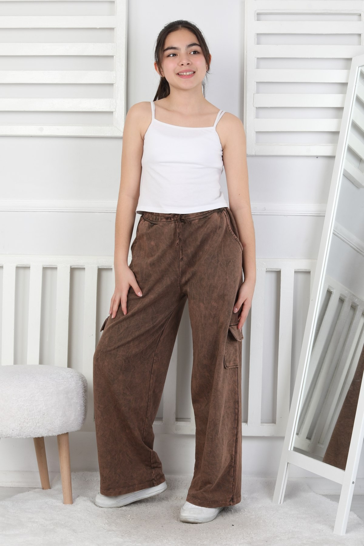 İki İplik Yıkamalı Kargo Çepli Kız Çocuk Kahverengi Eşofman Altı 3 İki İplik Yıkamalı Kargo Çepli Kız Çocuk Kahverengi Eşofman Altı - Görsel 3