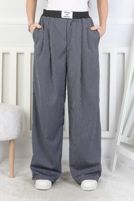 Bol Paça Dik Çizgili Kız Çocuk Lacivert Eşofman Altı